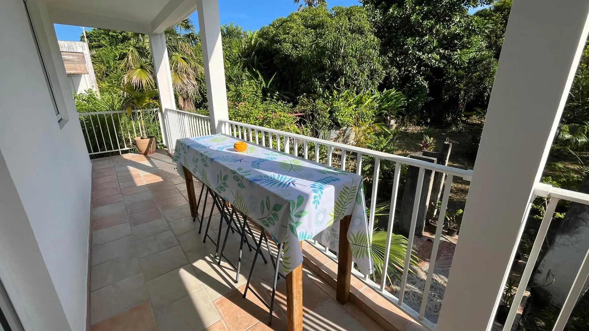 Апартаменты Appartement Climatise Vue Sur Foret Tropicale - Proche De La Mer Пор-Луи